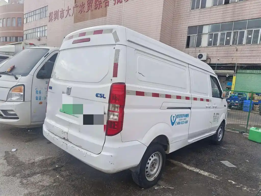 Yuan Cheng Yuan Cheng E5 — миниатюра 9