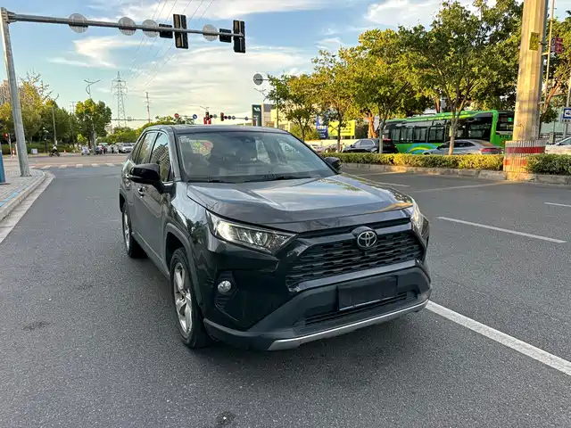 TOYOTA RAV4 RONGFANG 2021