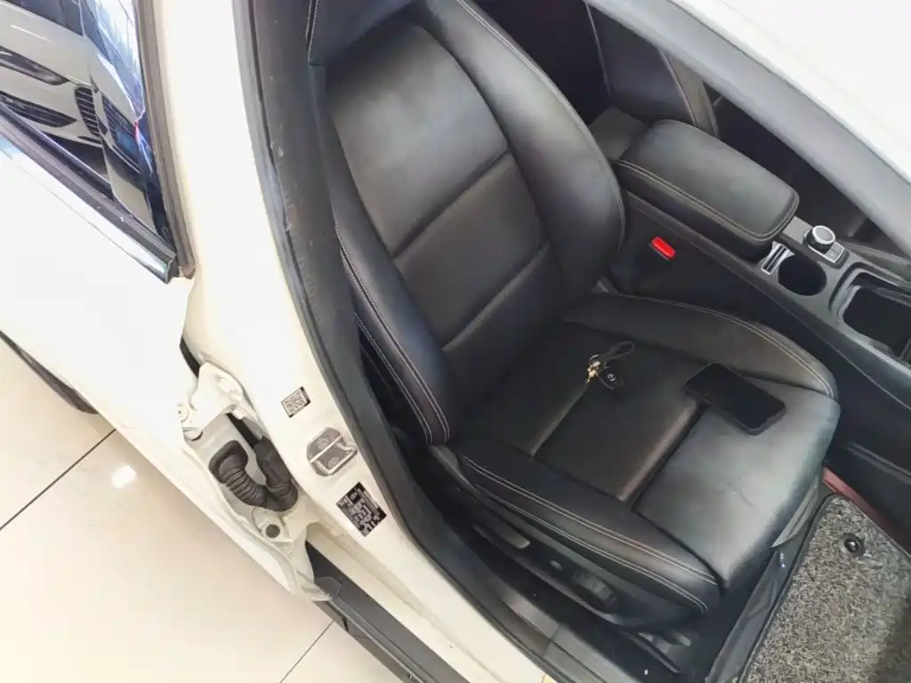 Mercedes-Benz GLA — миниатюра 25
