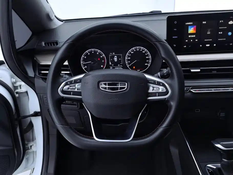 Geely Vision X3 — миниатюра 15