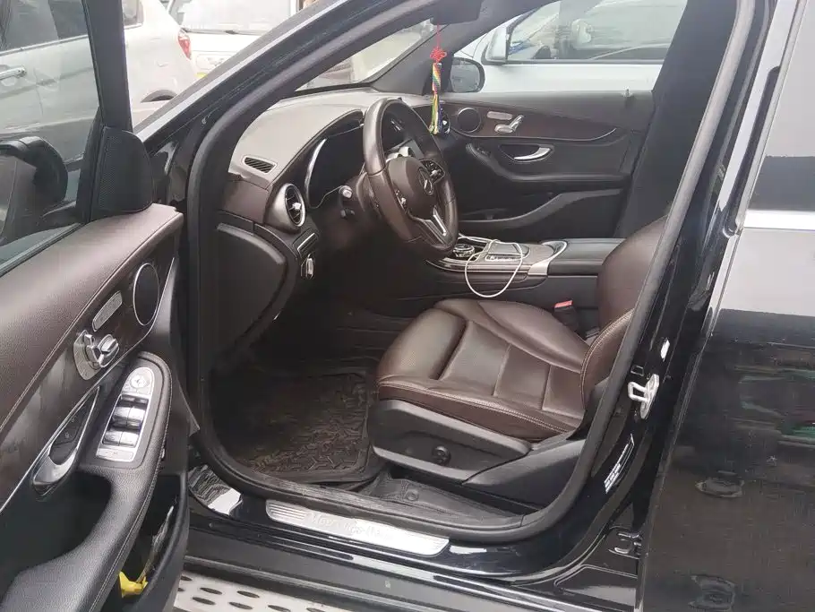 Mercedes-Benz GLC — миниатюра 9