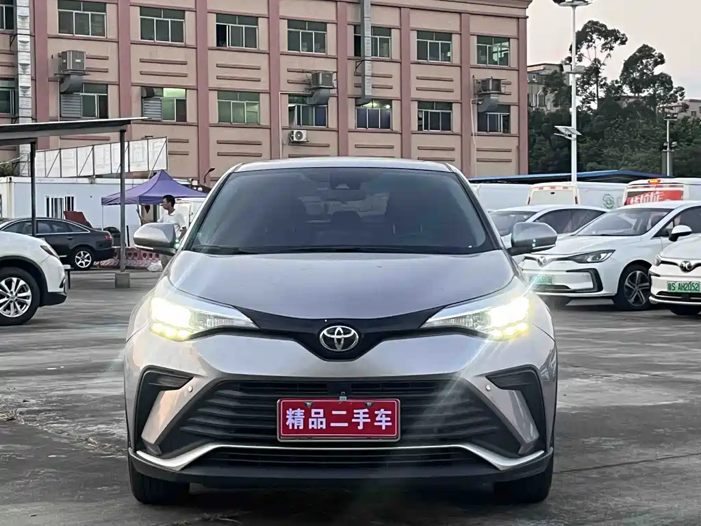 Toyota IZOA — миниатюра 2