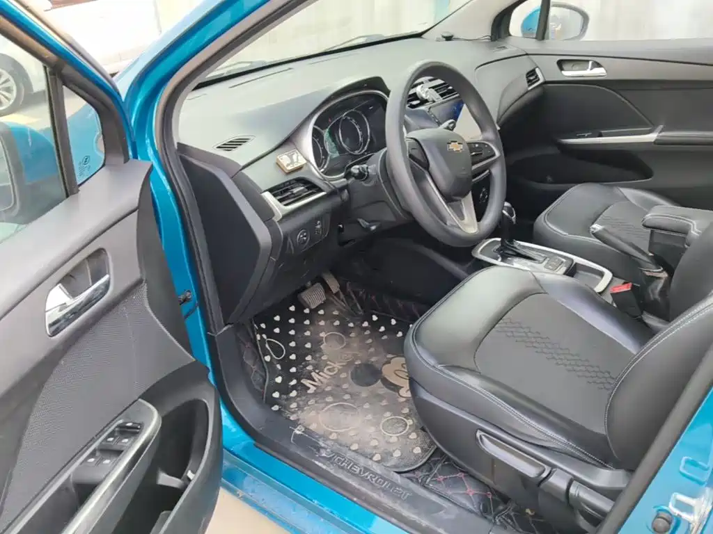Chevrolet Lova RV — миниатюра 16