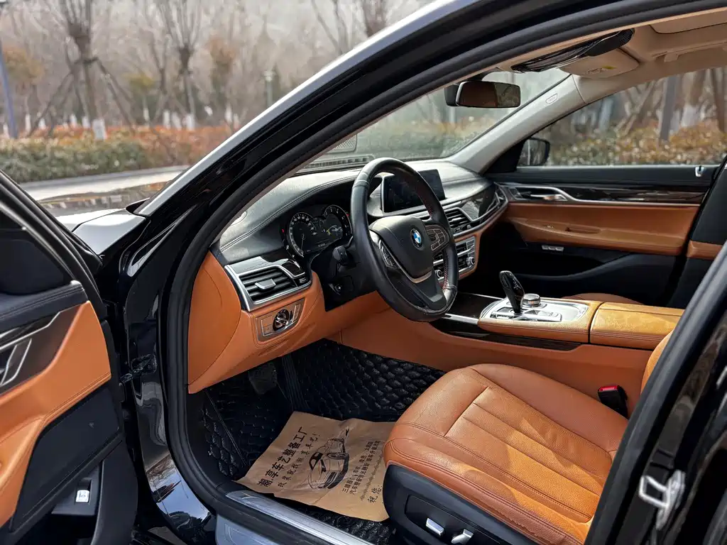 BMW 7 Series 7 2017 730Li Lead