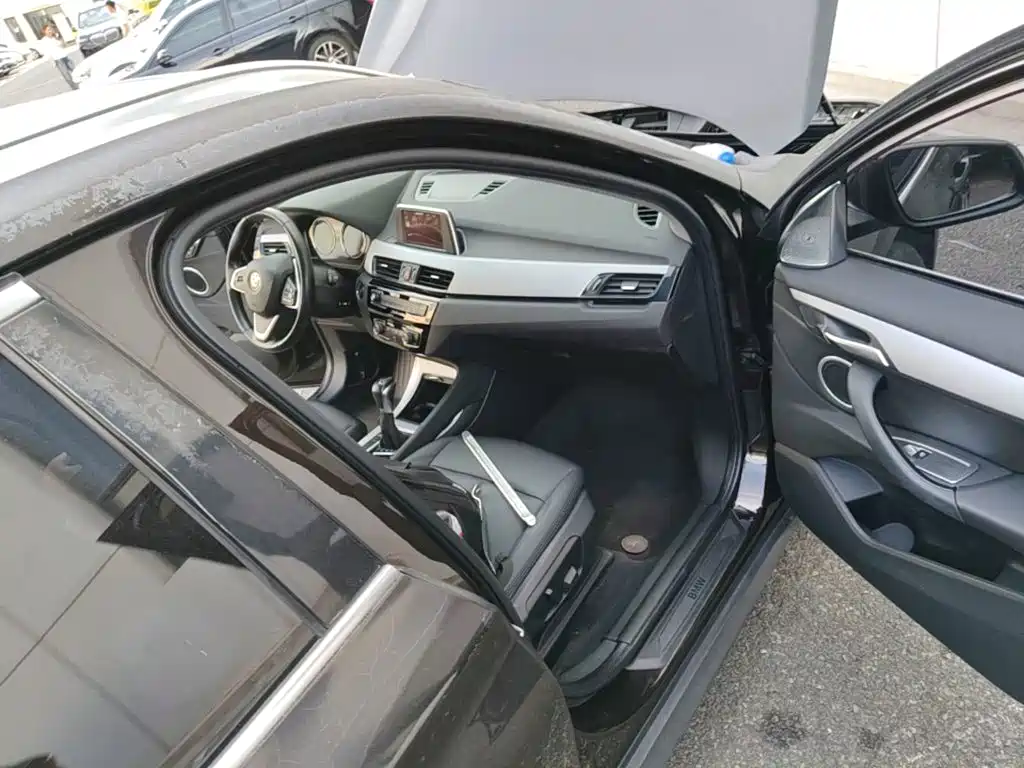 BMW X1 — миниатюра 9