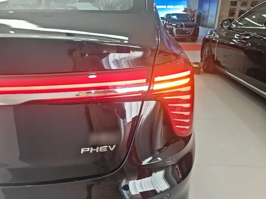 Hongqi Hongqi H5 PHEV — миниатюра 8