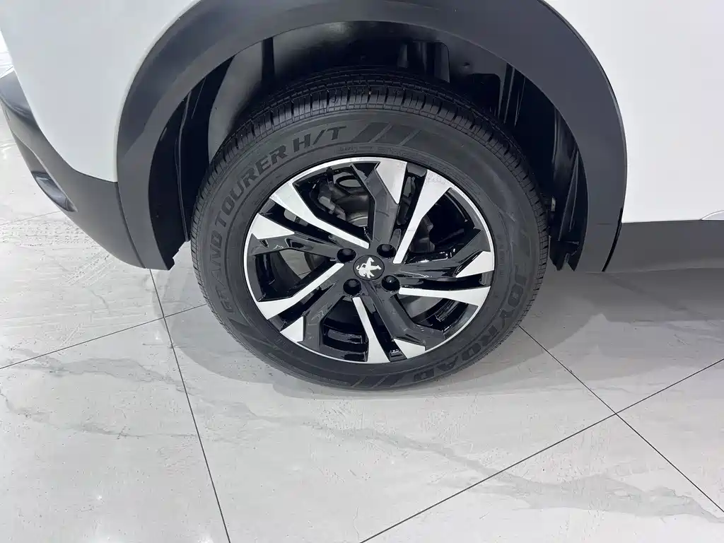 Peugeot 2008 — миниатюра 20
