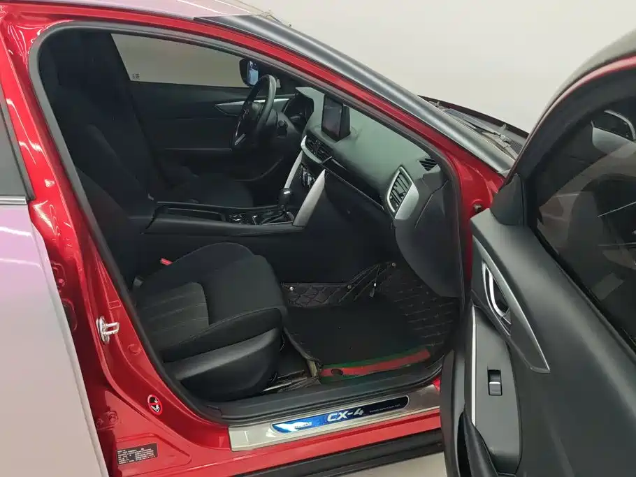 Mazda CX-4 — миниатюра 8
