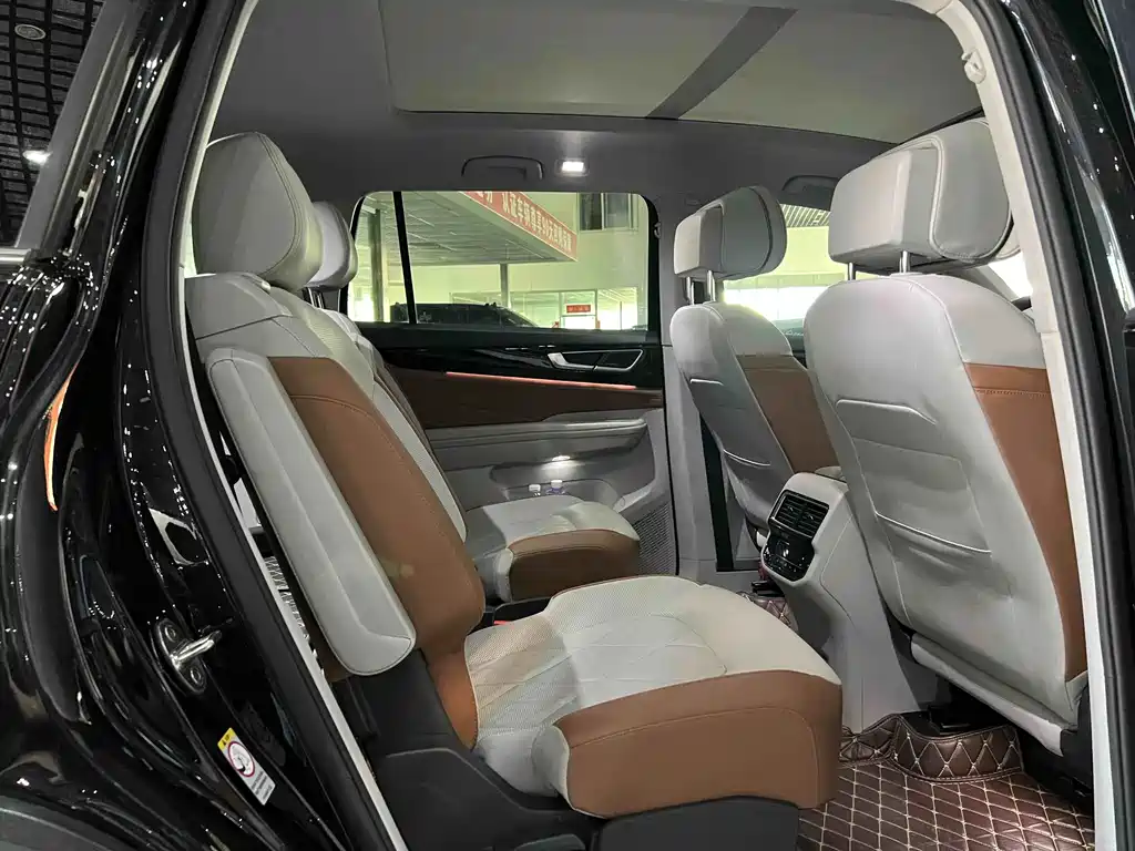 Volkswagen Teramont — миниатюра 7