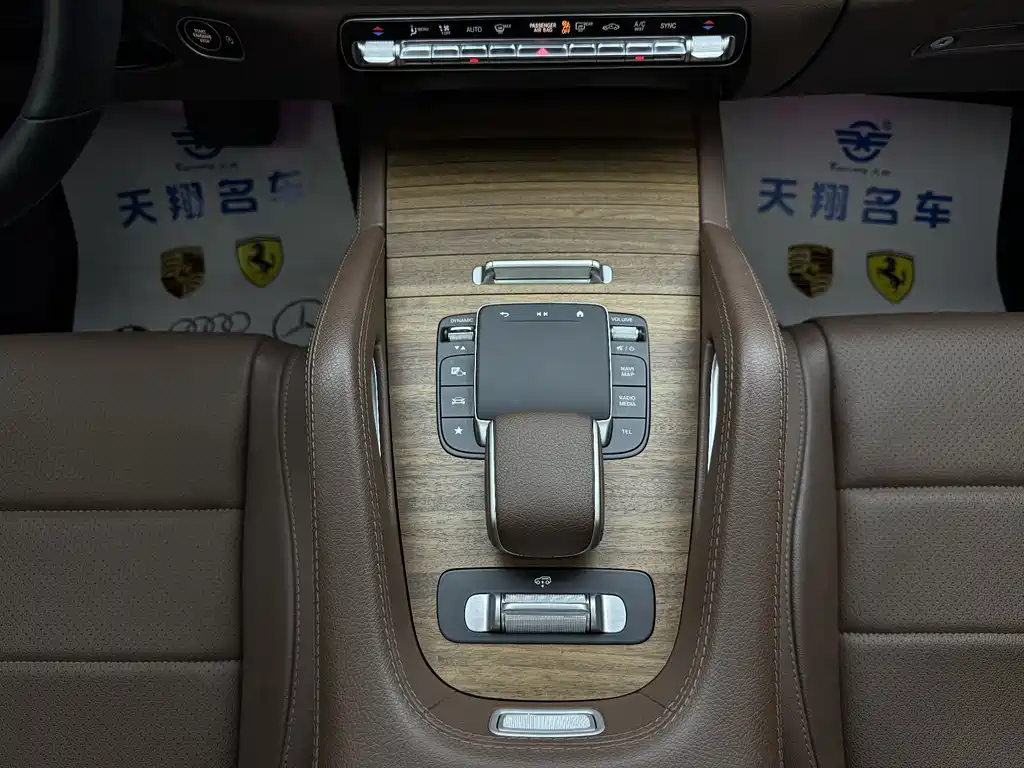 Mercedes-Benz GLE (Import) — миниатюра 6