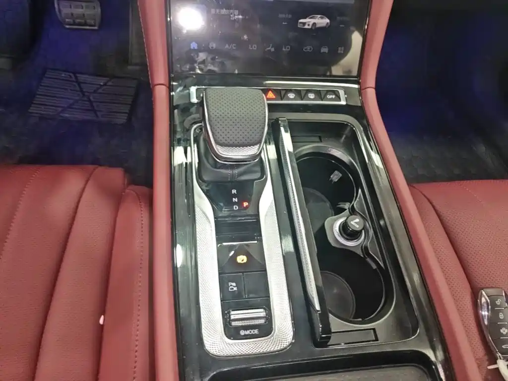 Hongqi Hongqi H5 PHEV — миниатюра 14