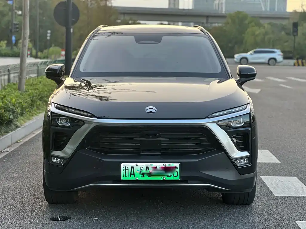 NIO ES8 — миниатюра 2
