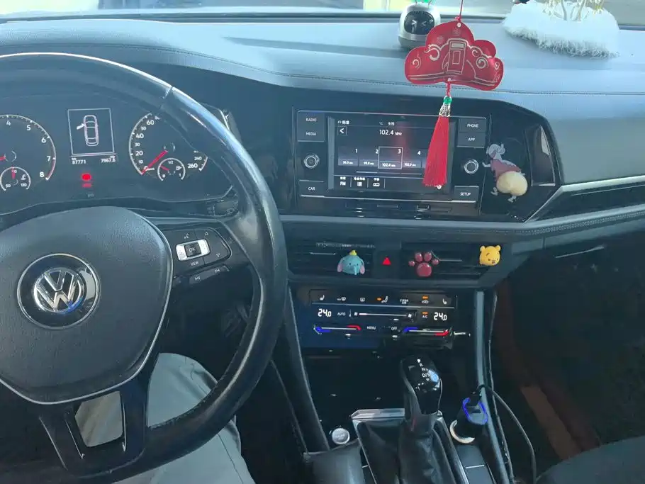 Volkswagen Sagitar — миниатюра 12