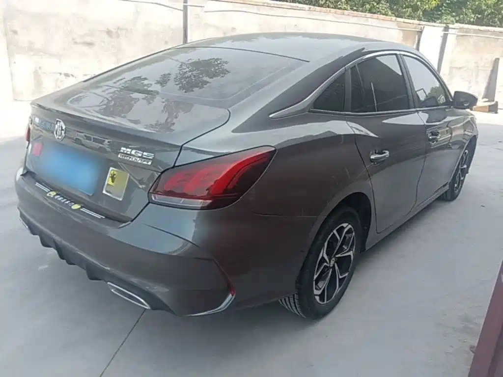 MG MG5 — миниатюра 7