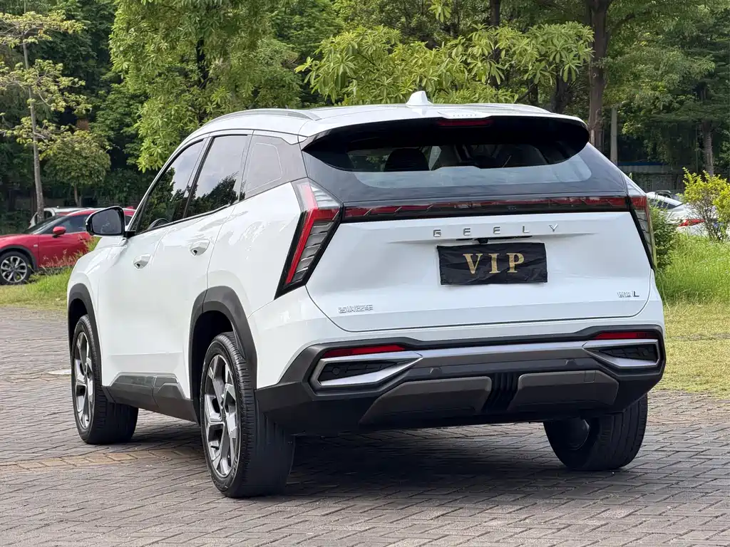 Geely Boyue L — миниатюра 9
