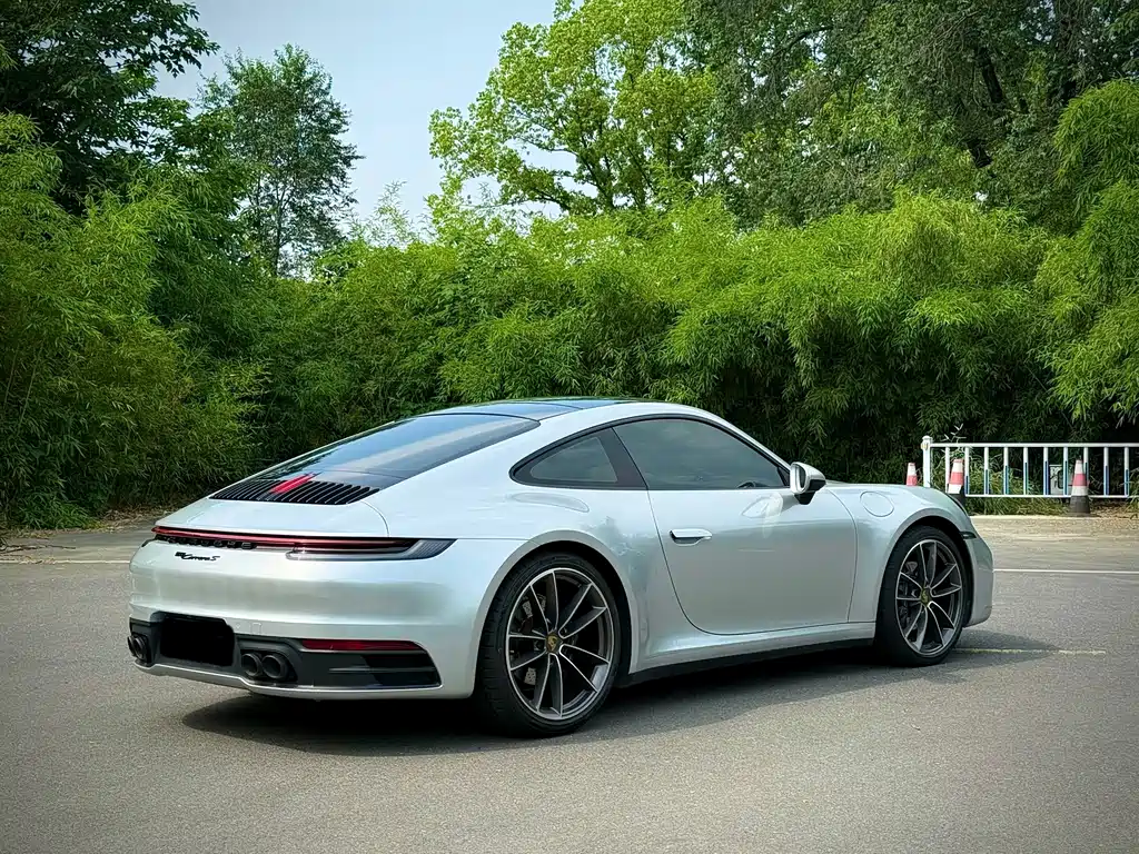 Porsche 911 2020 Carrera 3.0T