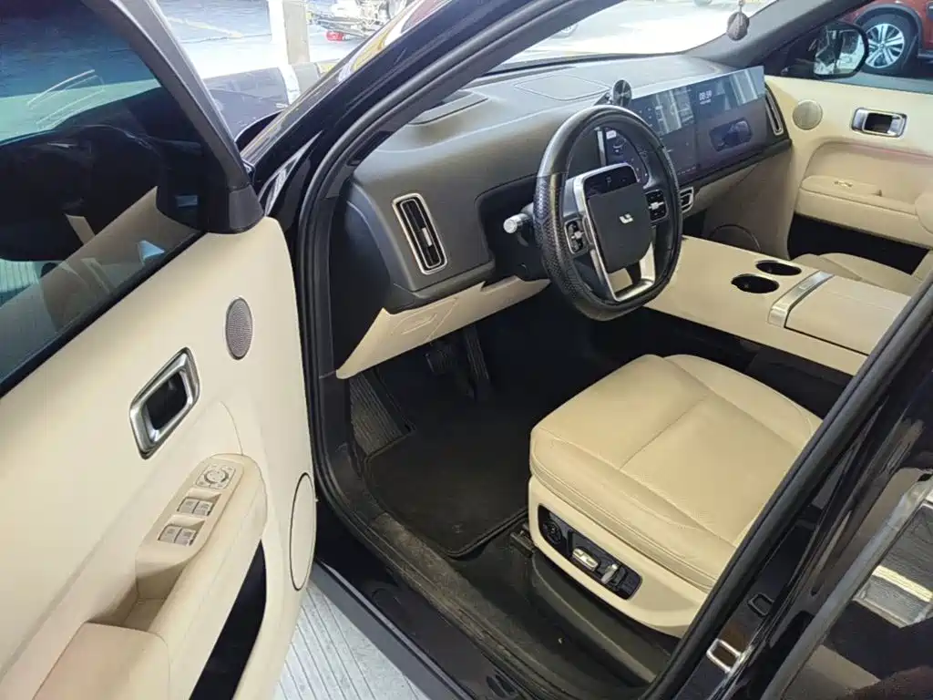 Li Auto Li L8 — миниатюра 16