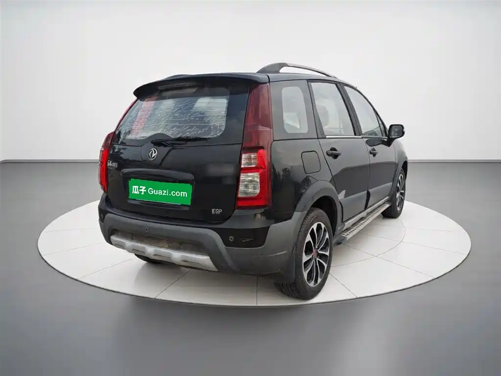 Dongfeng X5 2015 1.6L MT Premium