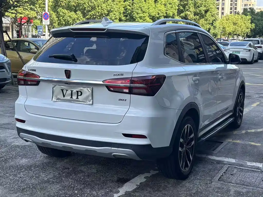 Roewe RX5 — миниатюра 4