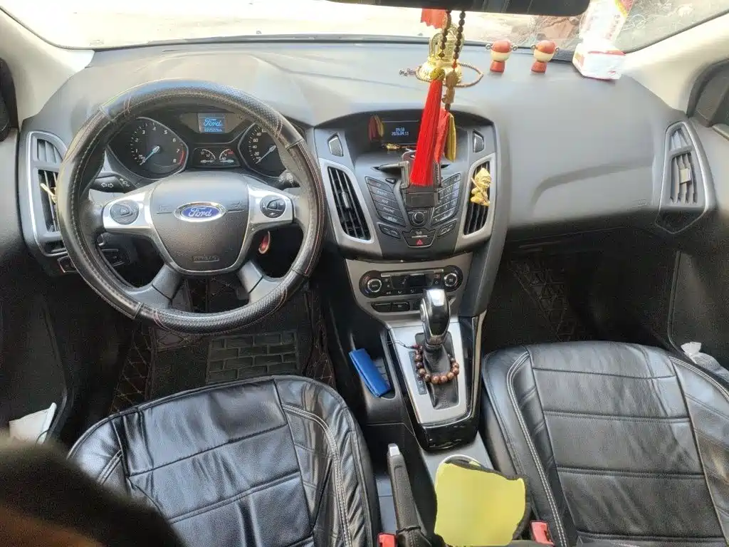 Ford Focus — миниатюра 10
