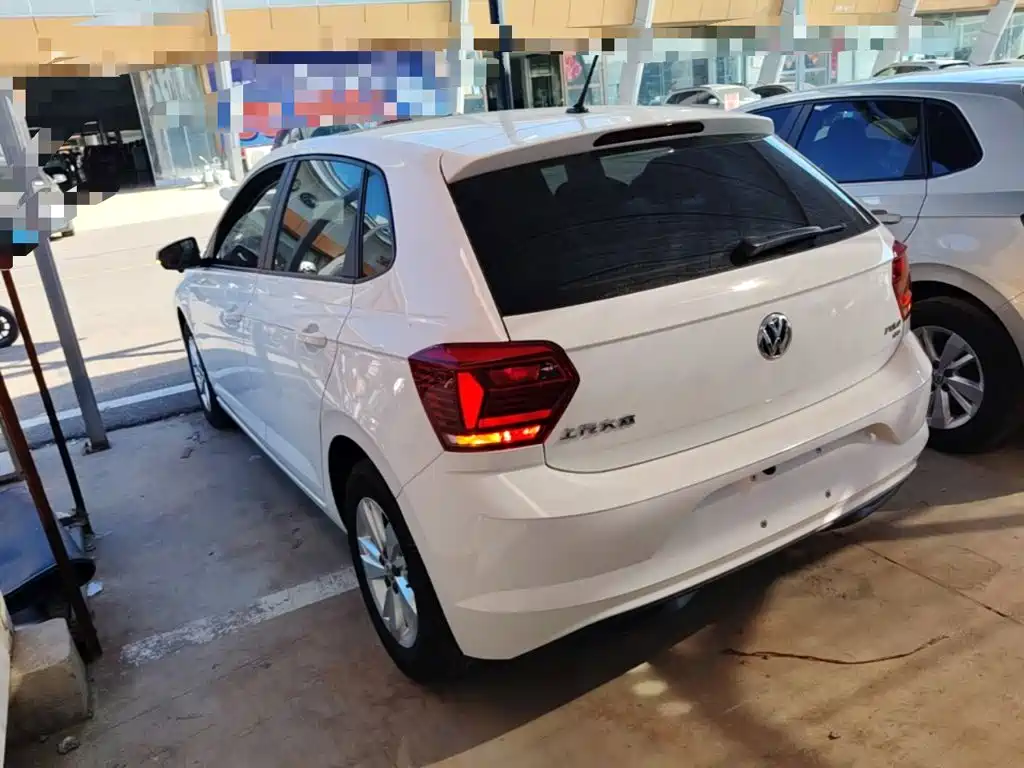 Volkswagen Polo — миниатюра 5