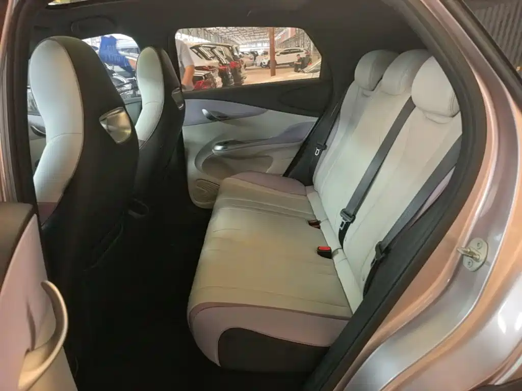 BYD Dolphin — миниатюра 17