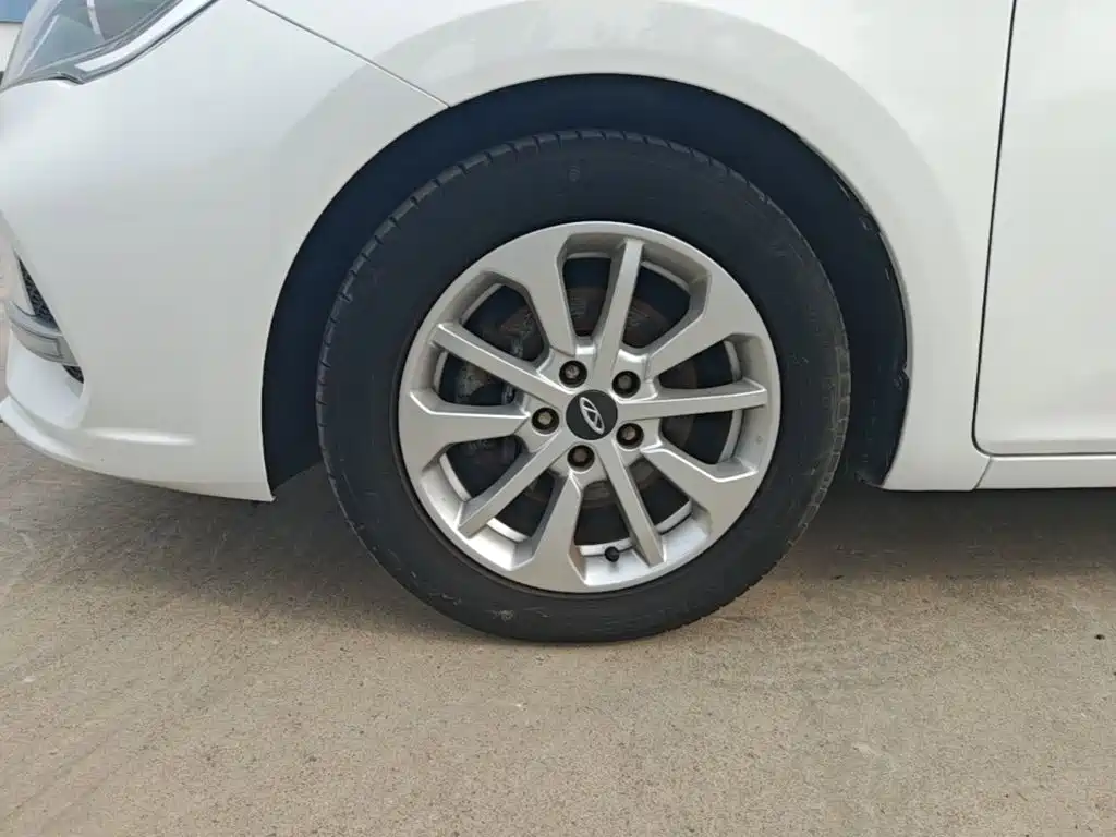 Chery Arrizo 5 — миниатюра 23
