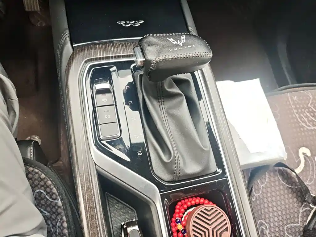 Wuling Jiachen — миниатюра 10
