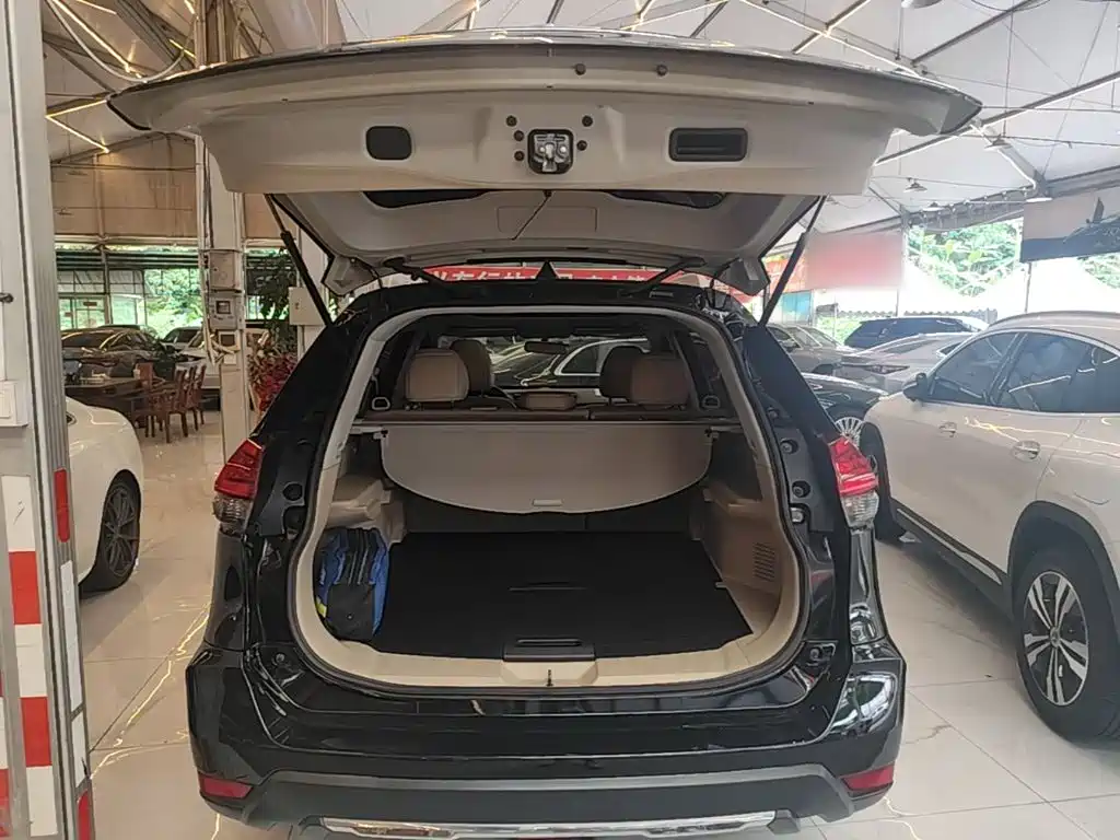 Nissan X-Trail — миниатюра 19