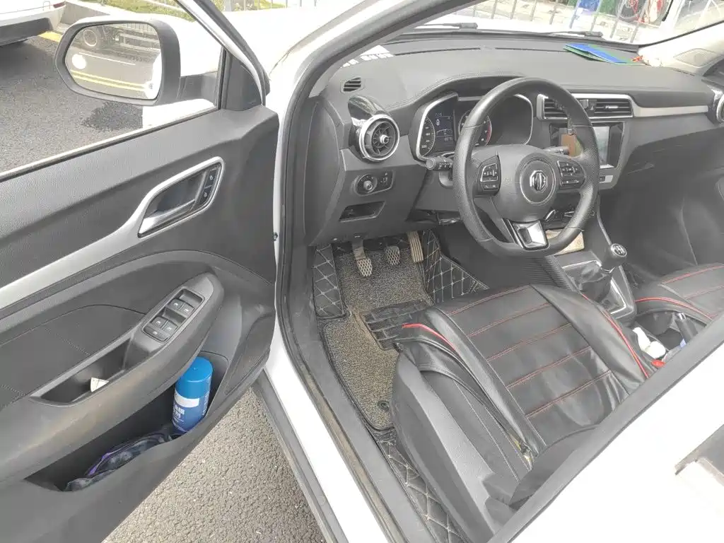 MG ZS — миниатюра 17
