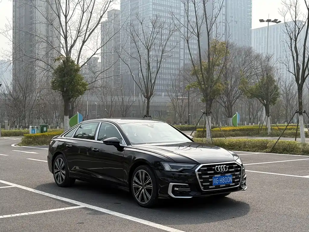 Audi A6L 2025 45 TFSI quattro
