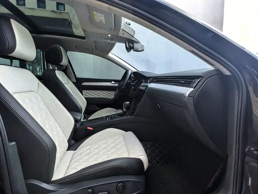 Volkswagen Magotan — миниатюра 6