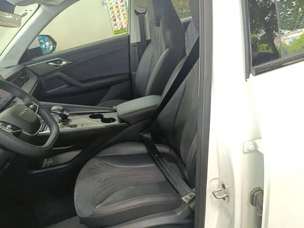 Roewe D5X DMH — миниатюра 16