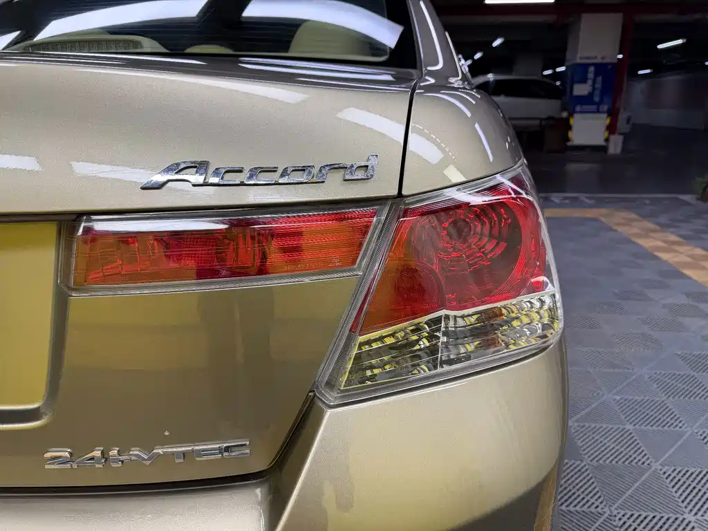 Honda Accord — миниатюра 10