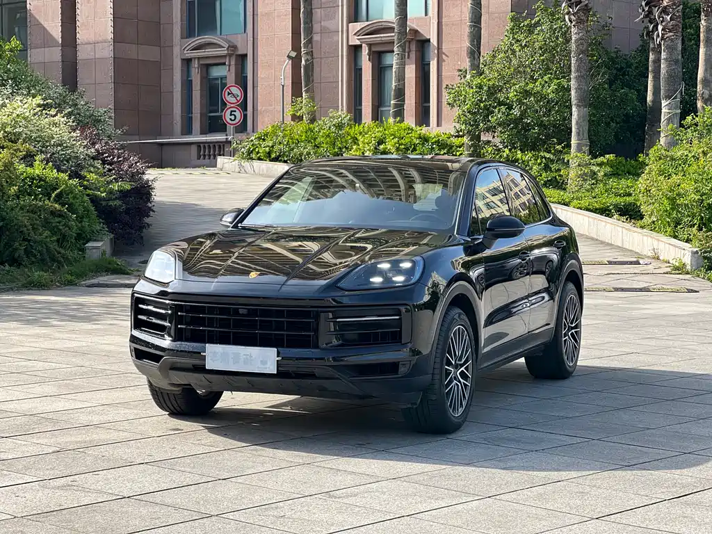 Porsche Cayenne 2024