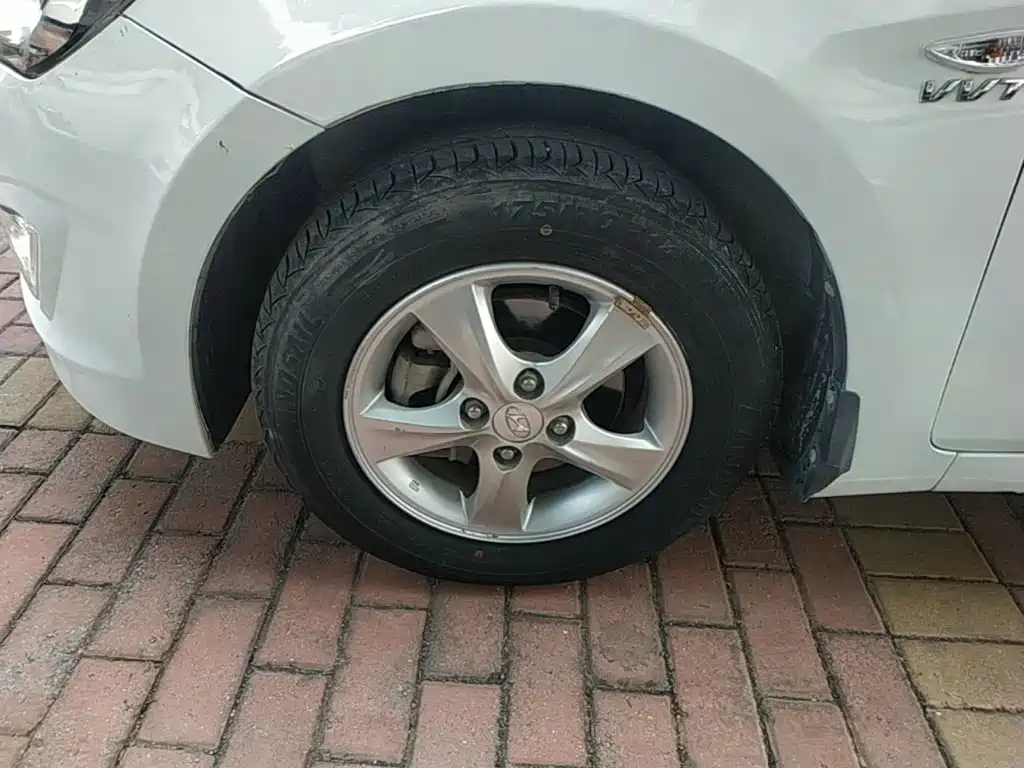 Hyundai Verna — миниатюра 23