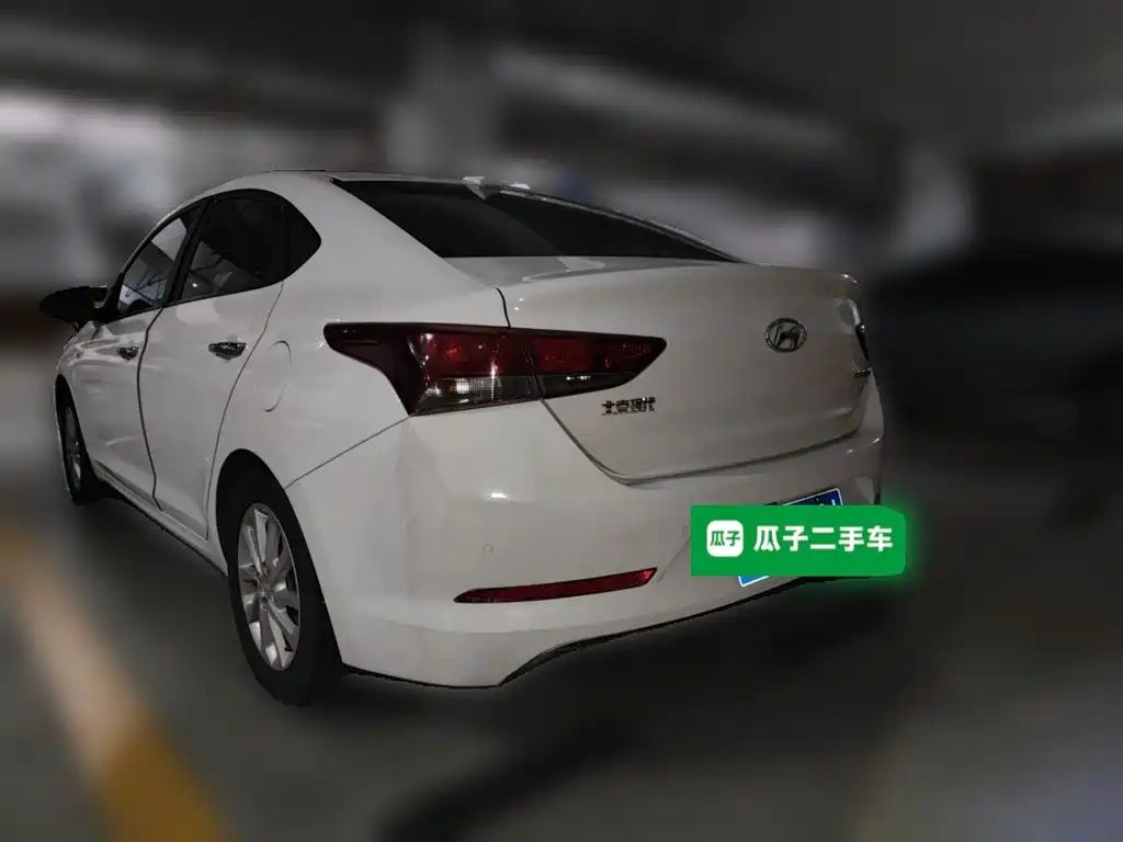 Hyundai Verna — миниатюра 3