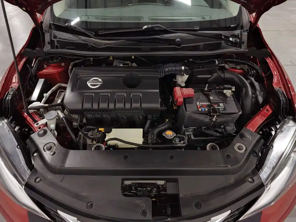 Nissan Tiida — миниатюра 6