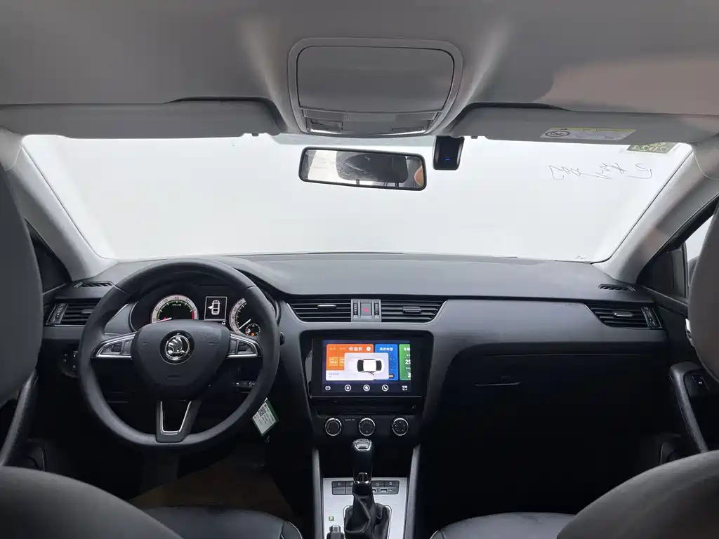 Skoda Octavia — миниатюра 15