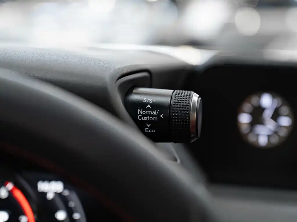Lexus UX — миниатюра 18