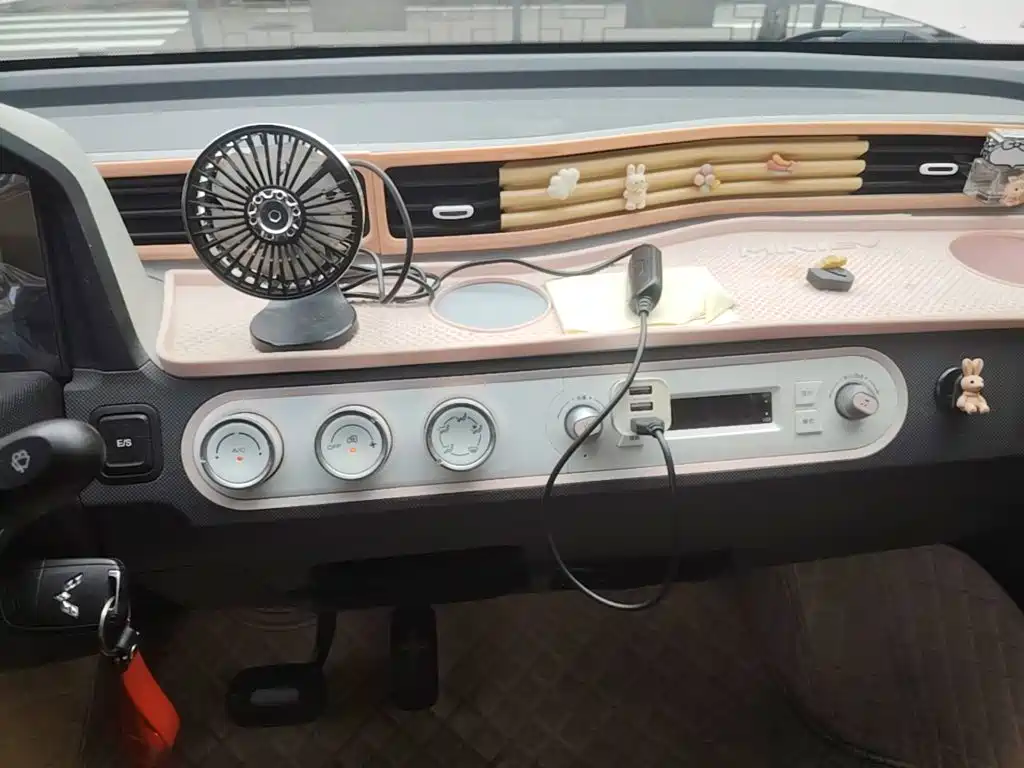 Wuling MINIEV — миниатюра 13