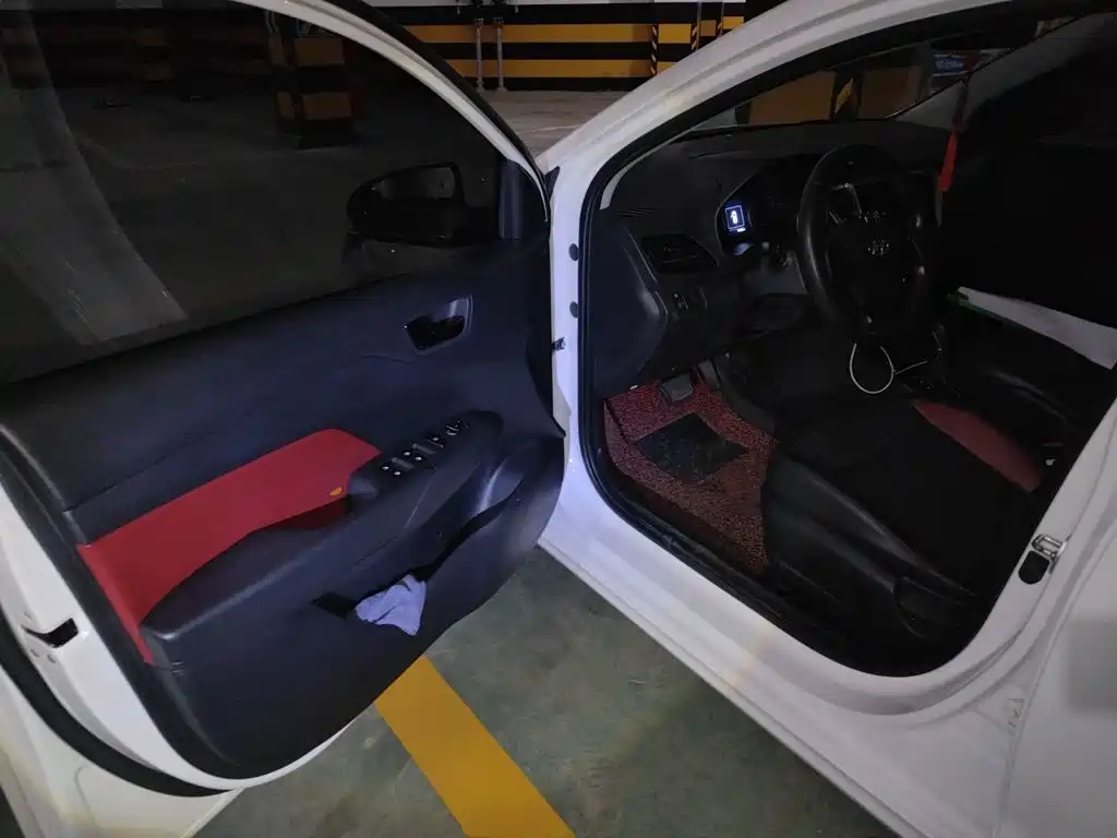 Hyundai Verna — миниатюра 12
