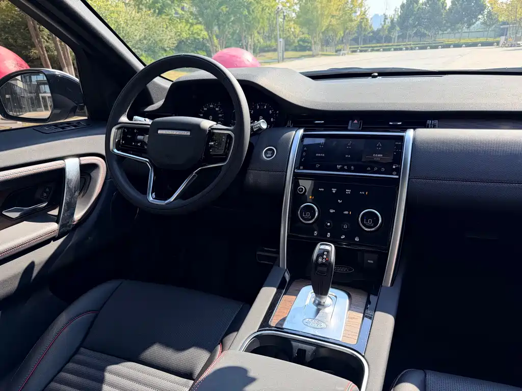 Land Rover Discovery Sport — миниатюра 17