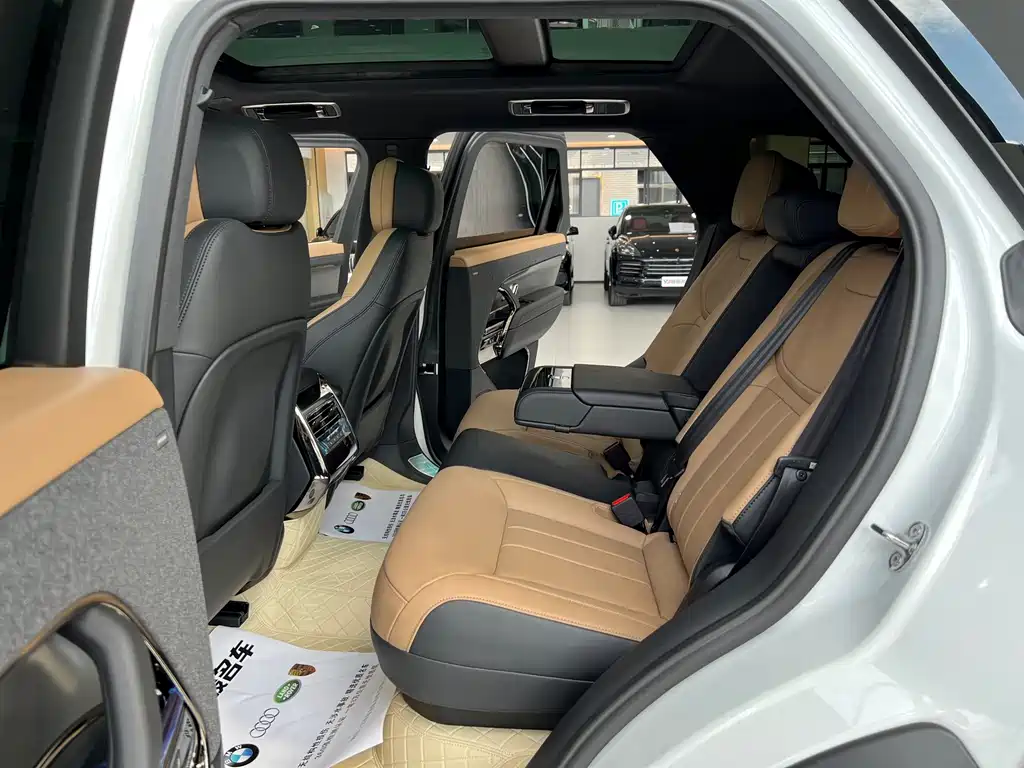 Land Rover Sport — миниатюра 9