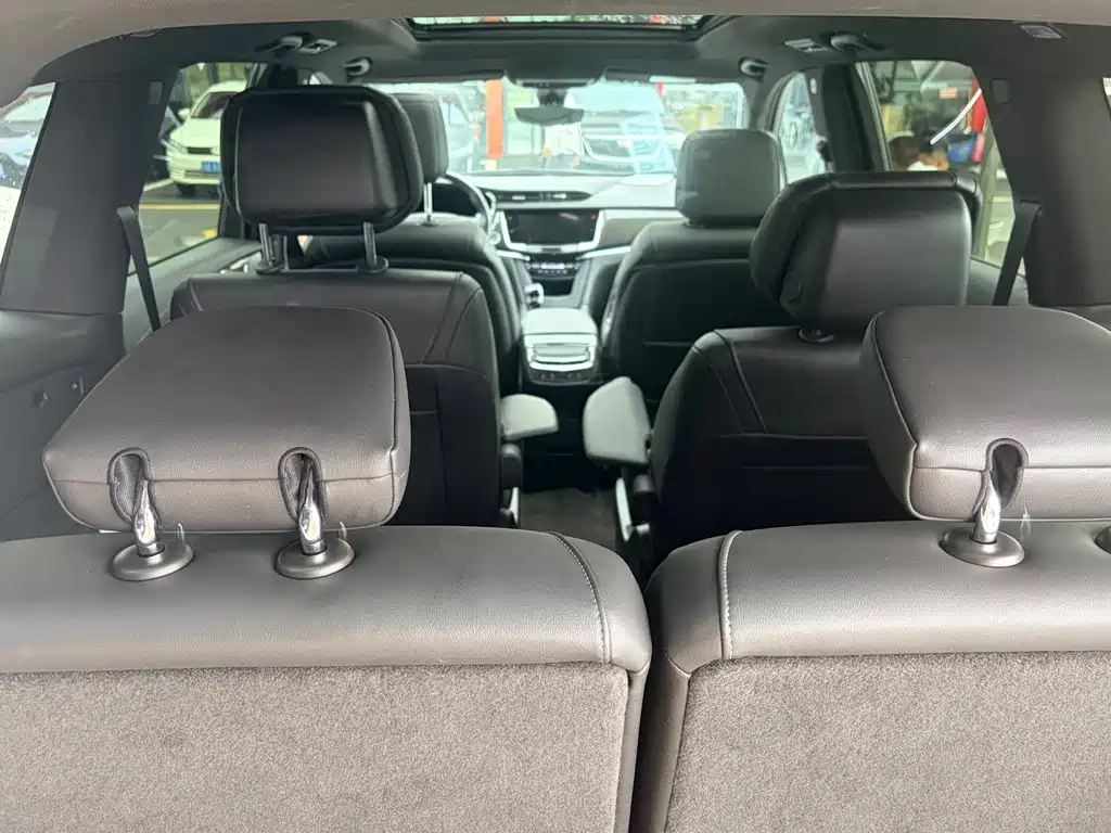 Cadillac XT6 — миниатюра 16