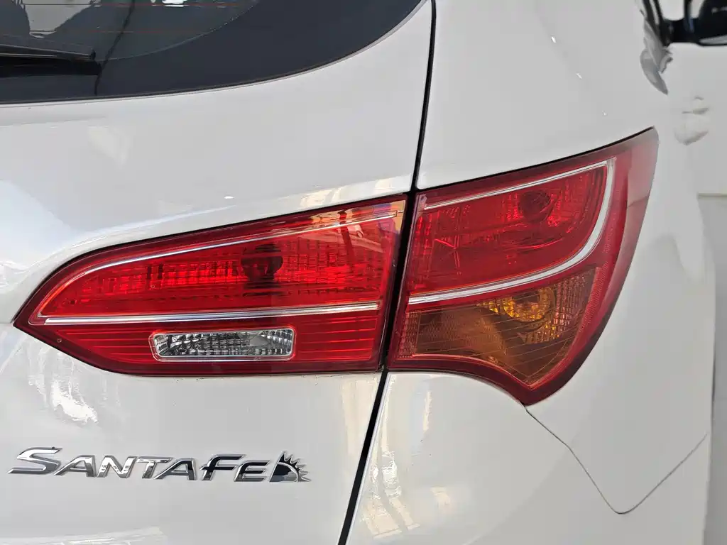 Hyundai Santa Fe — миниатюра 19