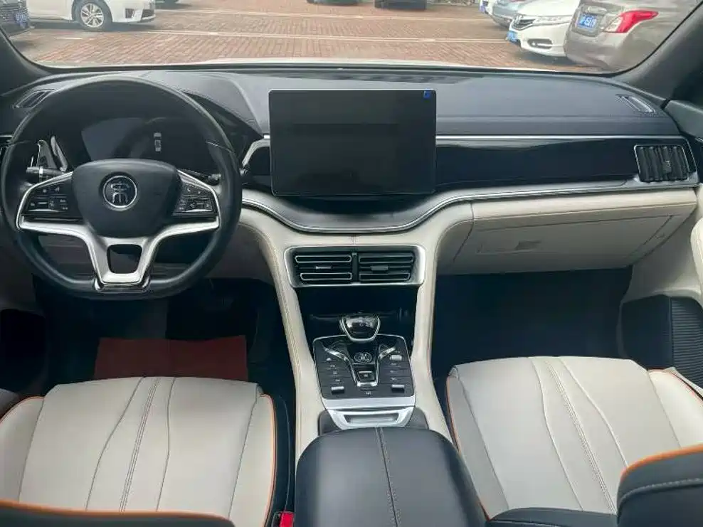 BYD PLUS New Energy — миниатюра 5