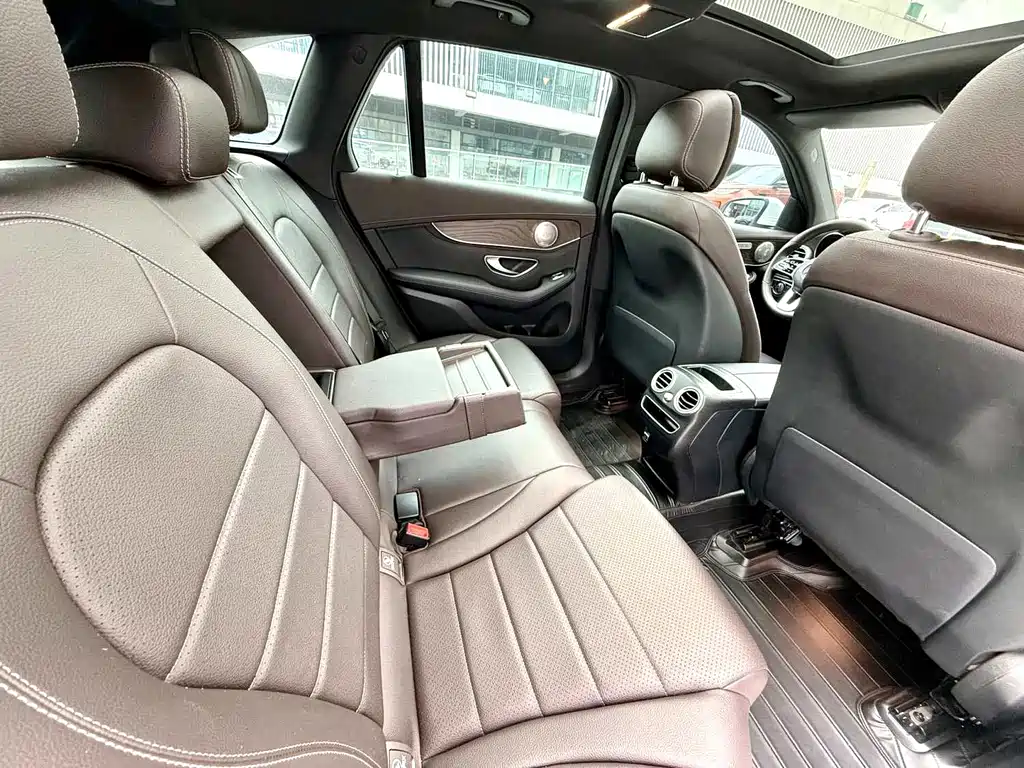 Mercedes-Benz GLC — миниатюра 12