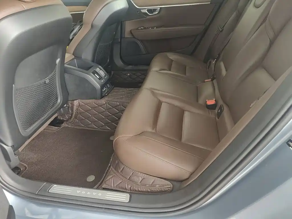 Volvo S90 — миниатюра 17