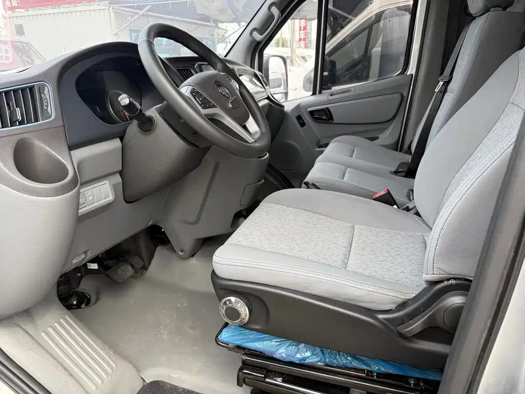 Foton Tuyano — миниатюра 7